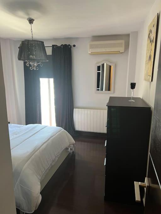 Piso Centrico Y Tranquilo Apartment Jaen Luaran gambar