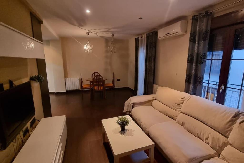Piso Centrico Y Tranquilo Apartment Jaen Luaran gambar